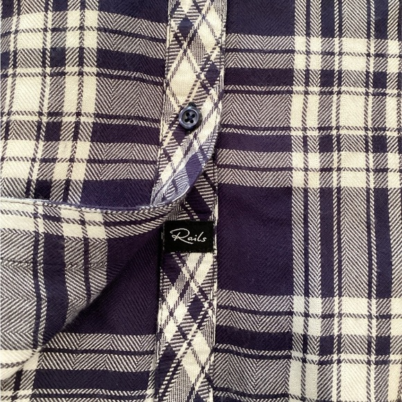 Rails - Women's Hunter Button Down Shirt Navy/Ivory Plaid  - Medium - Picture 5 of 11